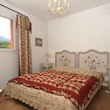 A Merula 1 Bedroom Calvi (Corsica)